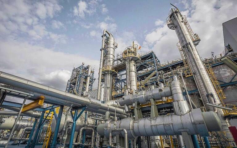 Oil, Gas and Refineries